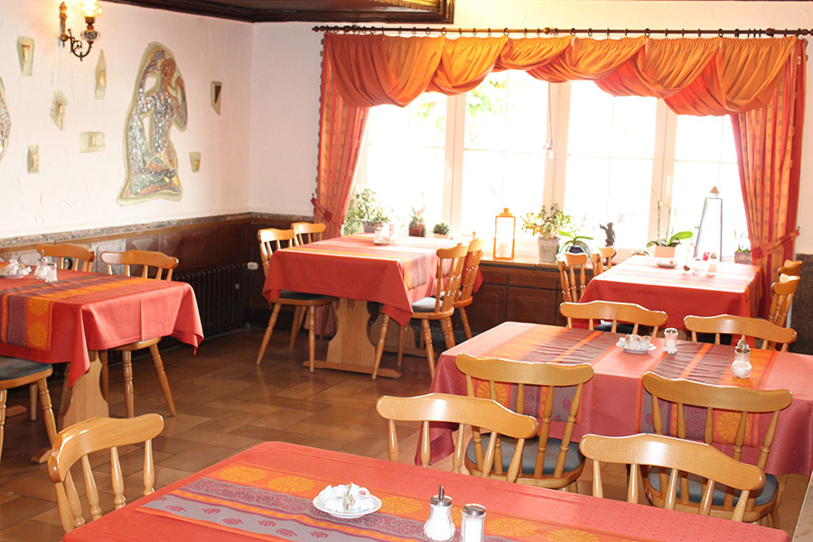 Rheinischer Hof - Restaurant und Zimmer